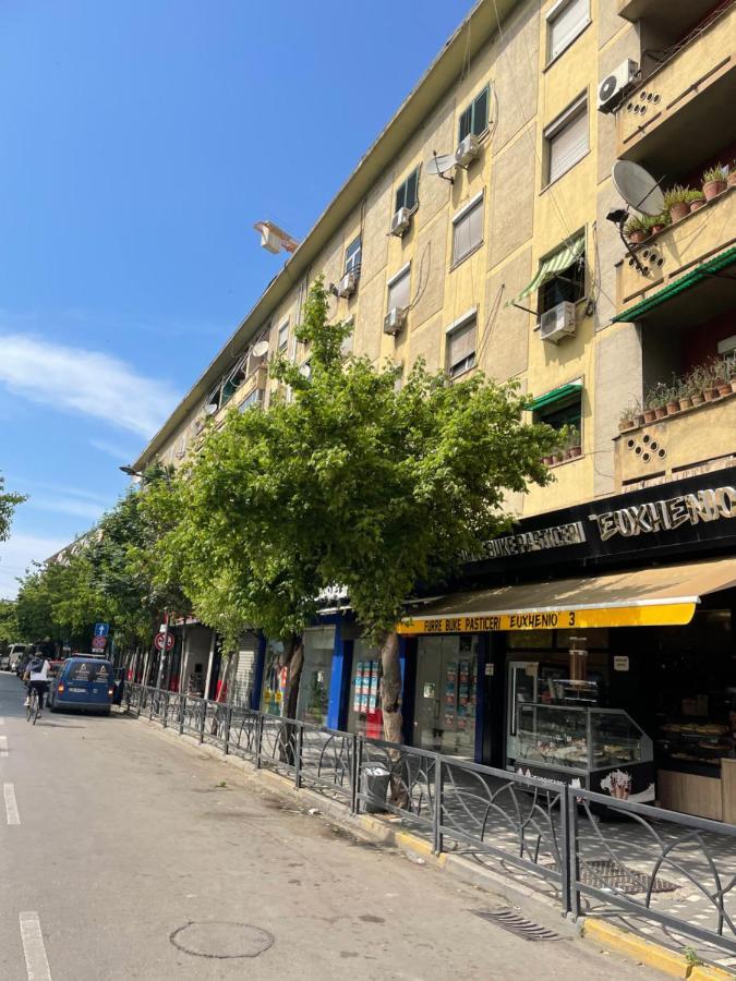 City Center Apartment Kafe Flora Tirana Exterior foto